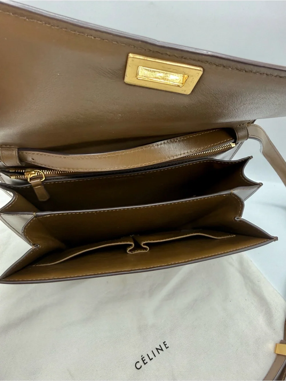 CELINE - Box Calfskin Medium Classic Box Flap Bag Camel w/ Dust Bag